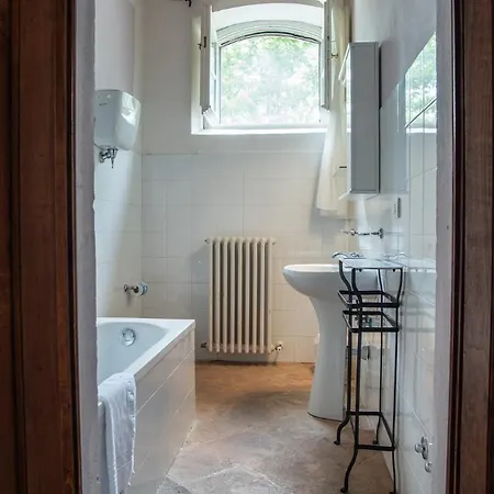 Casale Merlino 아파트호텔