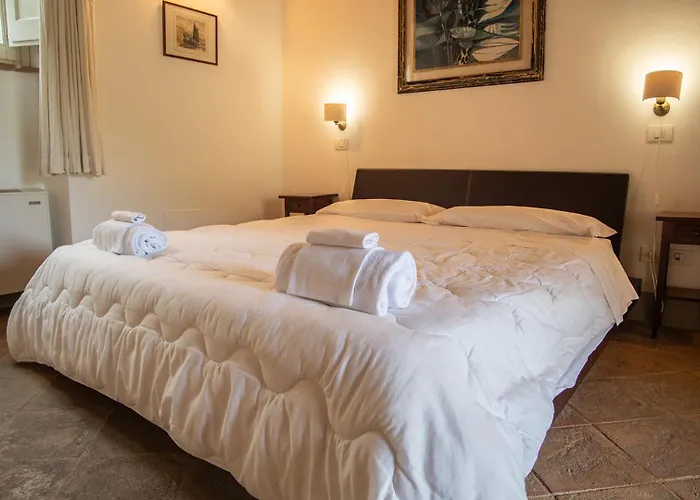 Casale Merlino Hotel apartamentowy Asyż